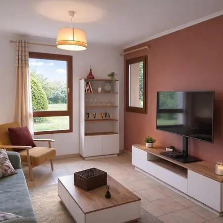 Maison Climatisee Avec Piscine Privee Et Jardin 度假居