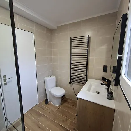 Maison Climatisee Avec Piscine Privee Et Jardin Casa de Férias